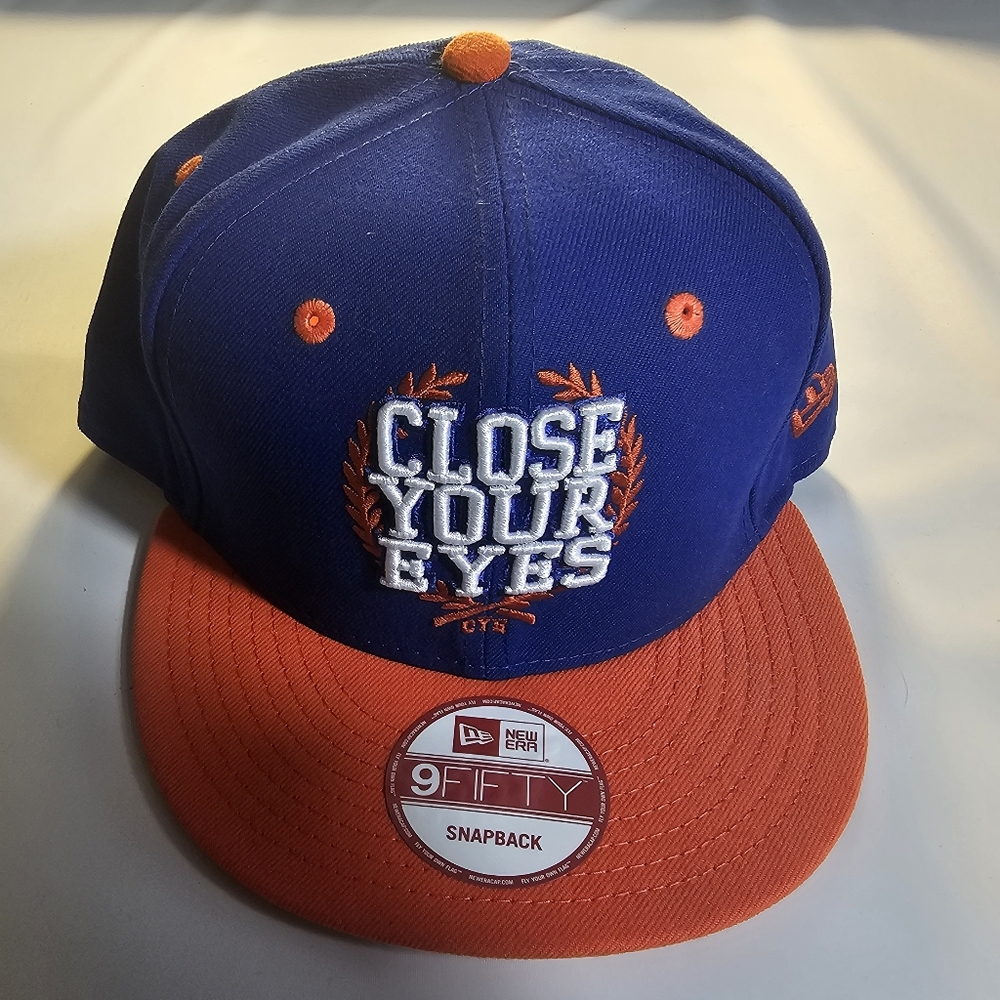 NOS -Close Your Eyes Blue and Orange Snapback Cap NWOT Circa 2012